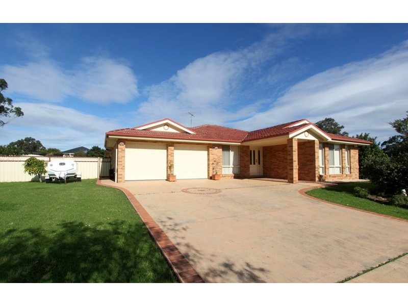 2 Eagle Close, Medowie NSW 2318