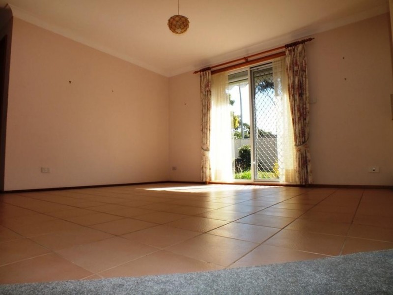 15 Hakea Parade, Medowie NSW 2318