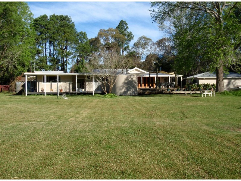 121 Lemon Tree Passage Road, Salt Ash NSW 2318