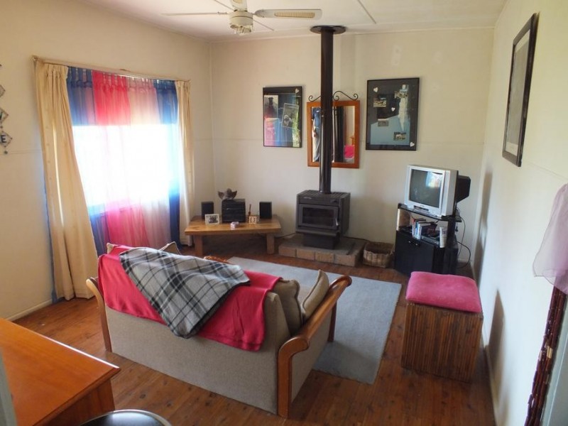 6 Fairlands Road, Medowie NSW 2318