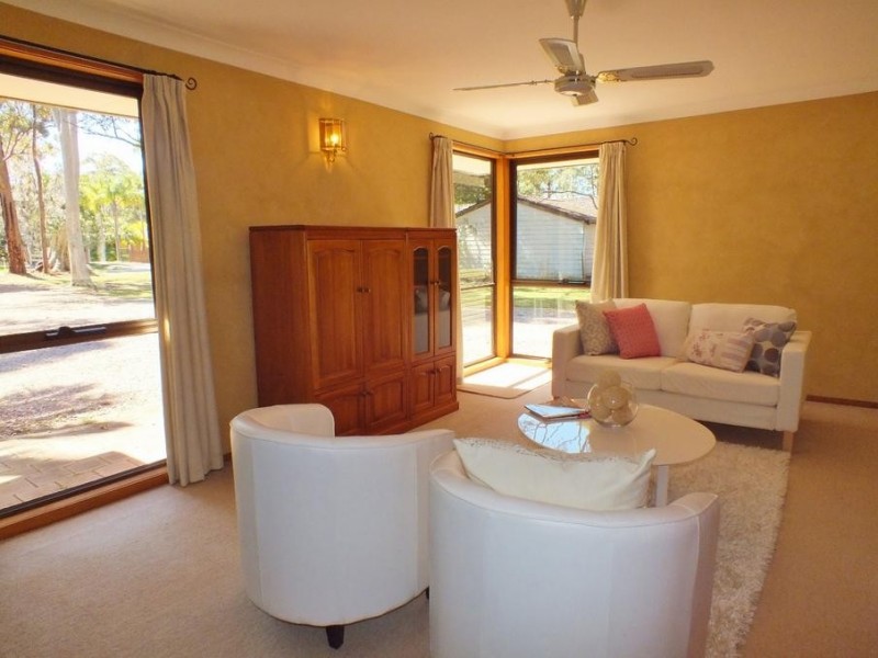 11 Griffiths Avenue, Medowie NSW 2318