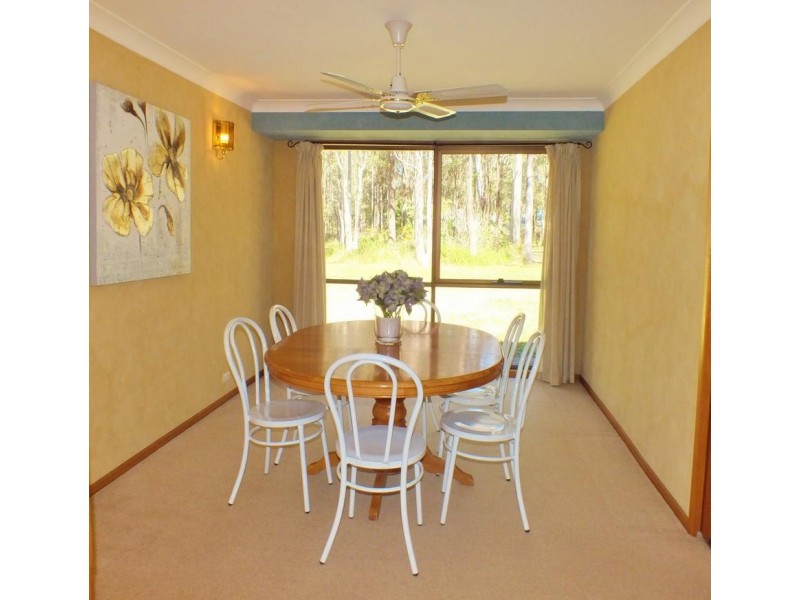 11 Griffiths Avenue, Medowie NSW 2318