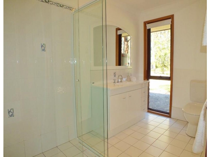 11 Griffiths Avenue, Medowie NSW 2318