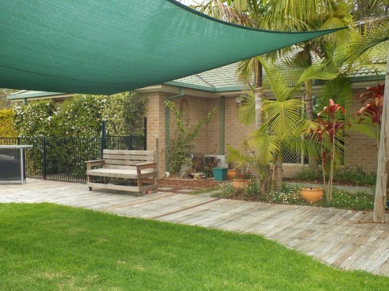 4 Barton Close, Medowie NSW 2318