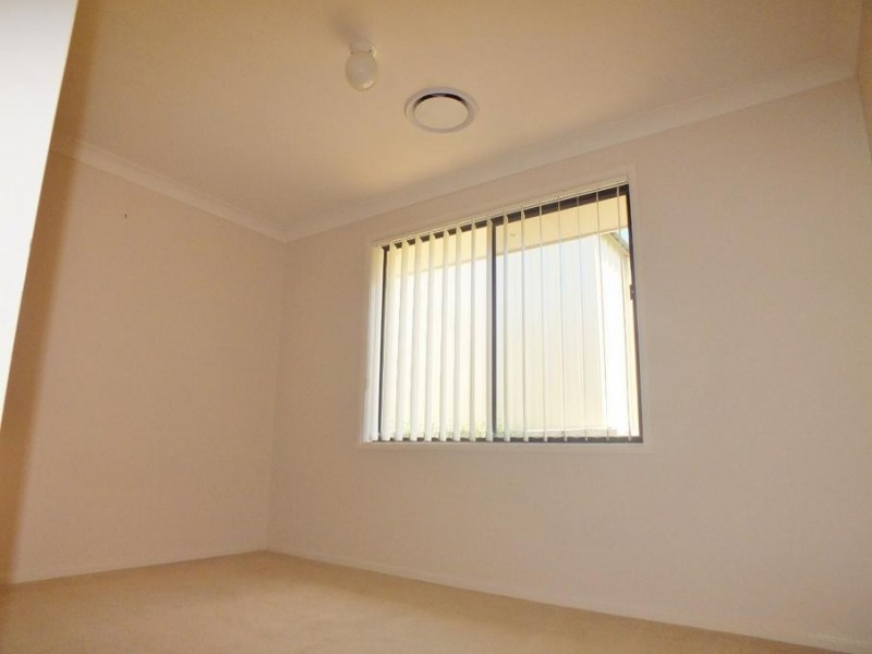 37 Robina Avenue, Medowie NSW 2318