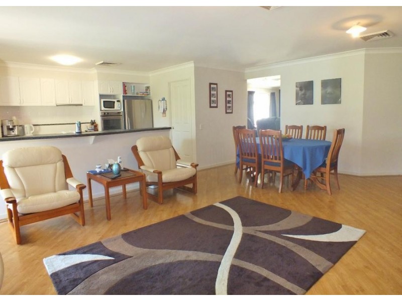 73 Coachwood Drive, Medowie NSW 2318