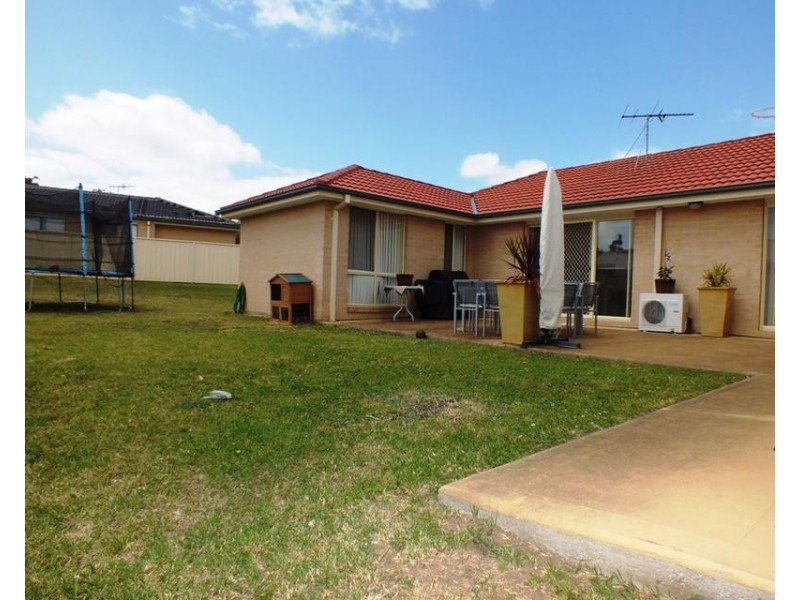 11 Grevillea Drive, Medowie NSW 2318