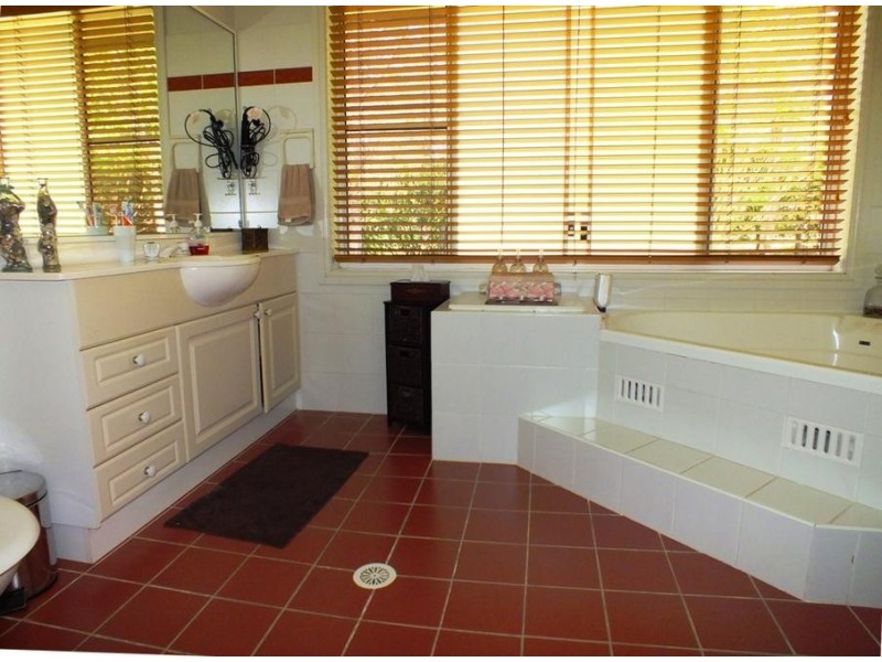 7 Explorers Close, Medowie NSW 2318