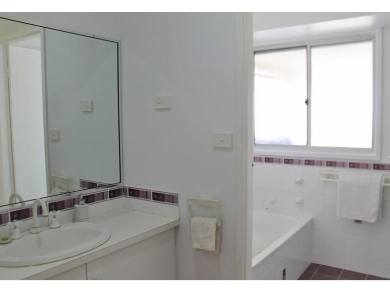 1 Coolabah Road, Medowie NSW 2318