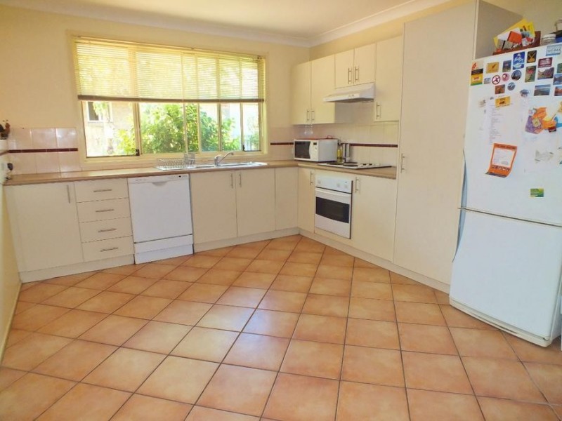 25 Creighton Drive, Medowie NSW 2318