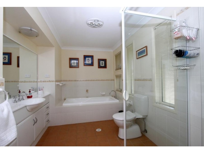 5 Scribbly Place, Medowie NSW 2318