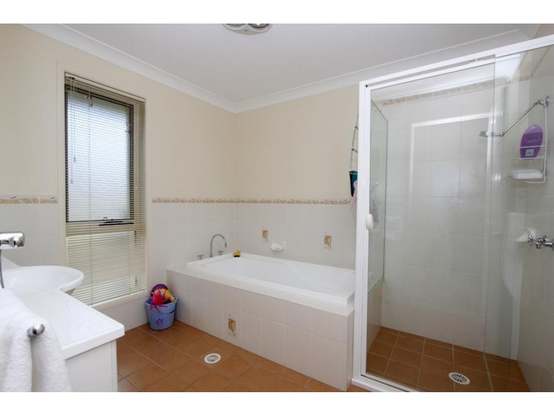 5 Scribbly Place, Medowie NSW 2318