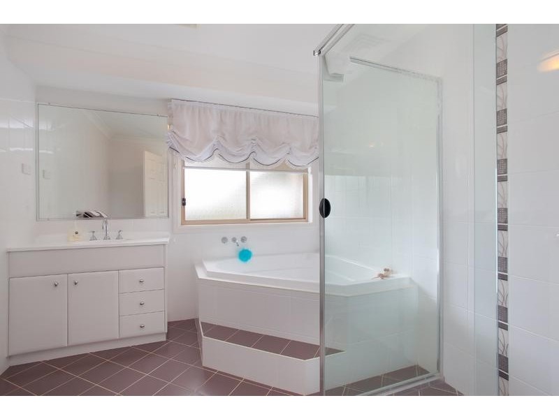 90 South Street, Medowie NSW 2318