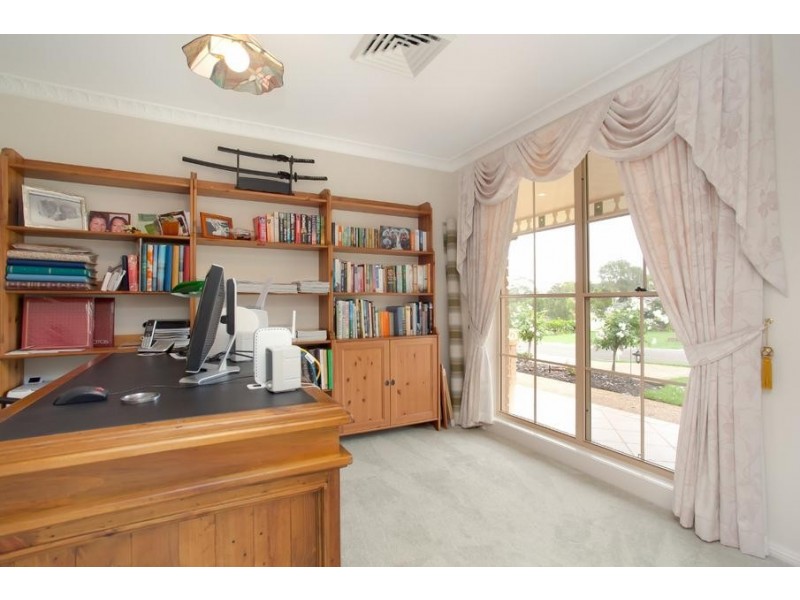 90 South Street, Medowie NSW 2318