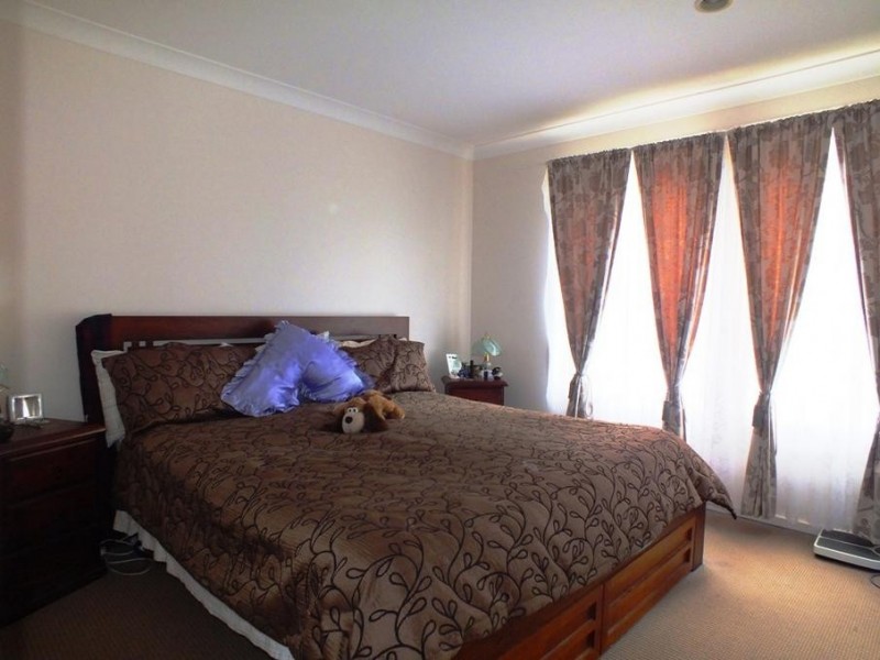 24 Laurina Street, Medowie NSW 2318