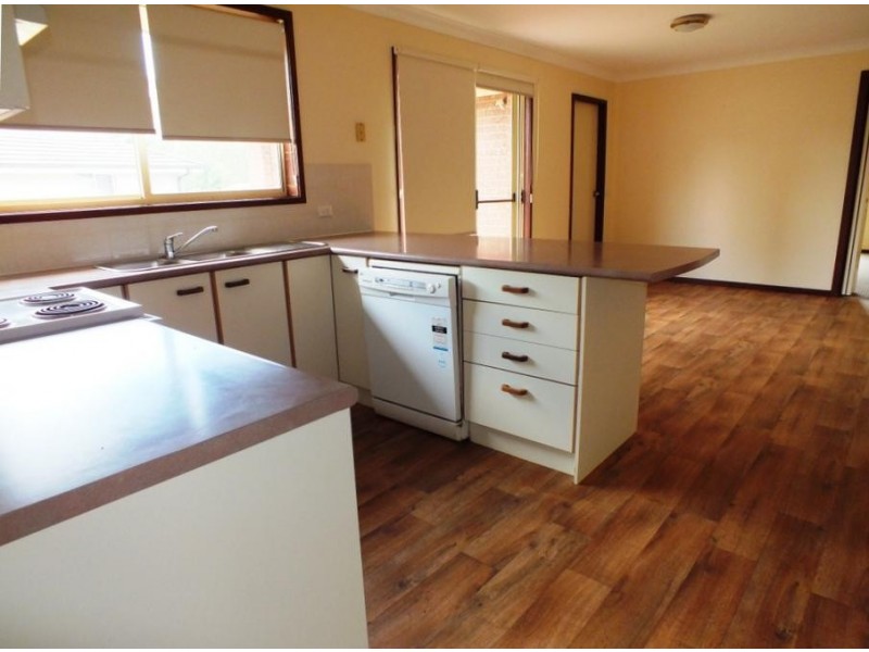 33 Rosewood Drive, Medowie NSW 2318