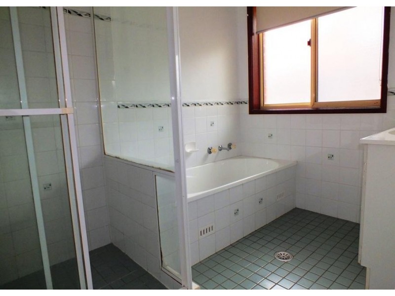 33 Rosewood Drive, Medowie NSW 2318