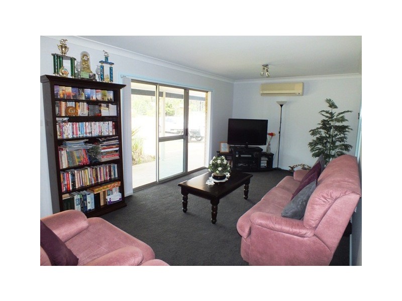 1 Brownes Road, Salt Ash NSW 2318