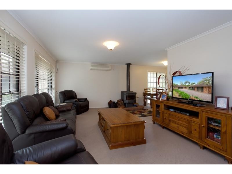 6 Richard Close, Medowie NSW 2318