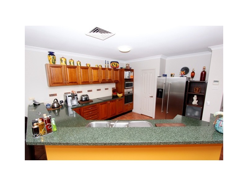 6 Mahogany Place, Medowie NSW 2318