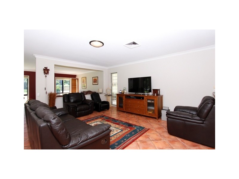 6 Mahogany Place, Medowie NSW 2318