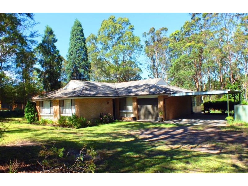 16 Karwin Road, Medowie NSW 2318