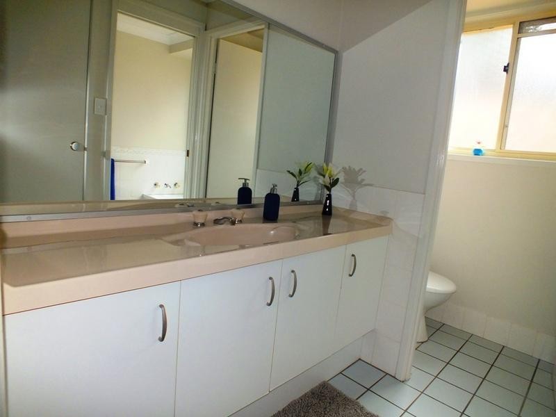 8 Rosewood Drive, Medowie NSW 2318