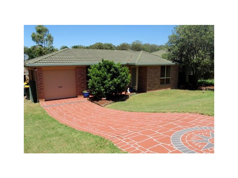 14 Creighton Drive, Medowie NSW 2318