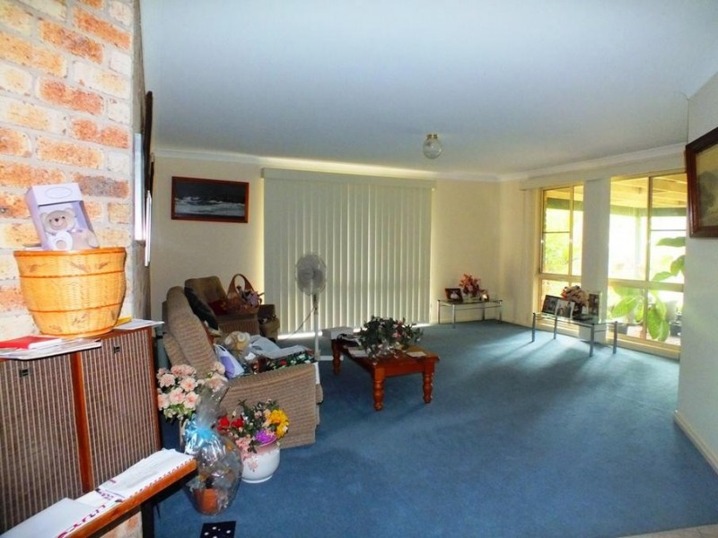 11 Ford Avenue, Medowie NSW 2318