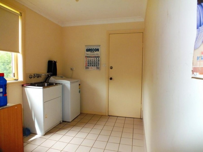 11 Ford Avenue, Medowie NSW 2318