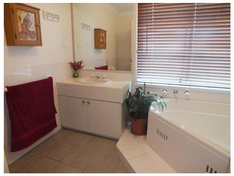 26 Creighton Drive, Medowie NSW 2318