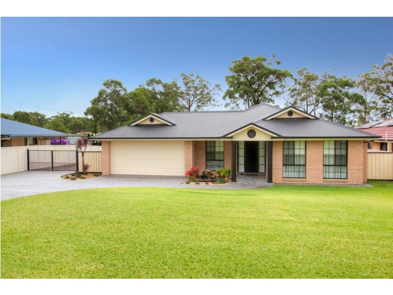 17 Sassin Crescent, Medowie NSW 2318