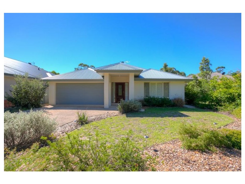 25 Augusta Place, Medowie NSW 2318