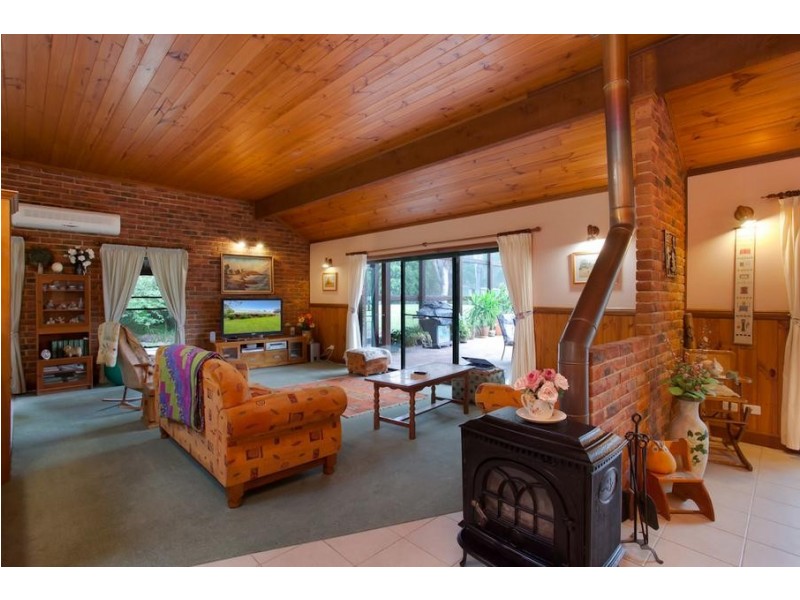 4 Shady Avenue, Salt Ash NSW 2318