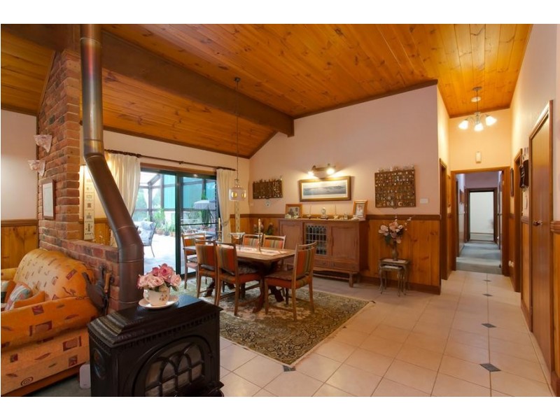 4 Shady Avenue, Salt Ash NSW 2318