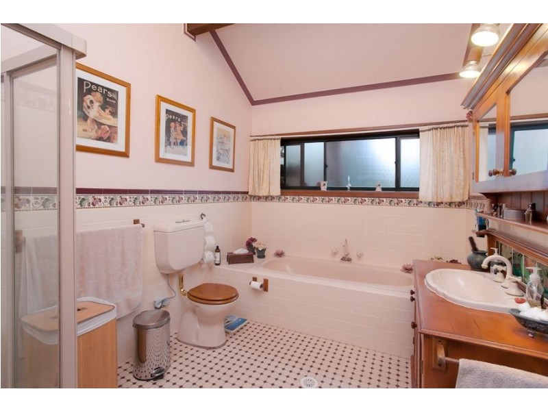 4 Shady Avenue, Salt Ash NSW 2318