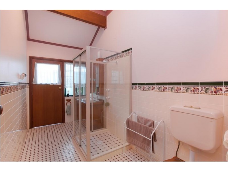 4 Shady Avenue, Salt Ash NSW 2318