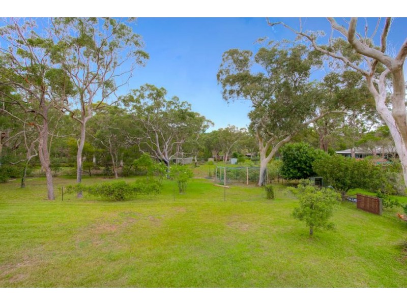 4 Shady Avenue, Salt Ash NSW 2318