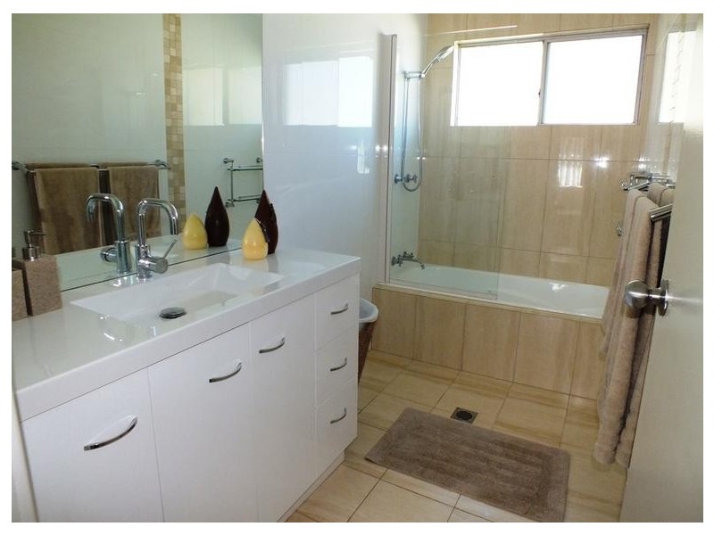 39 Meredith Avenue, Lemon Tree Passage NSW 2319