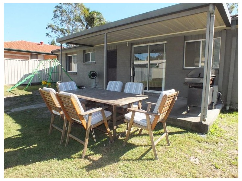 39 Meredith Avenue, Lemon Tree Passage NSW 2319