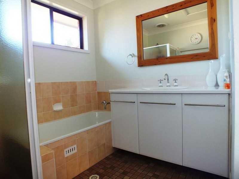 12 Kindlebark Drive, Medowie NSW 2318