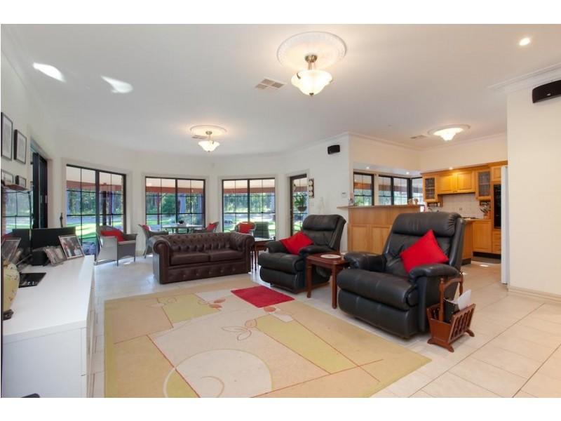 21 Overland Avenue, Medowie NSW 2318