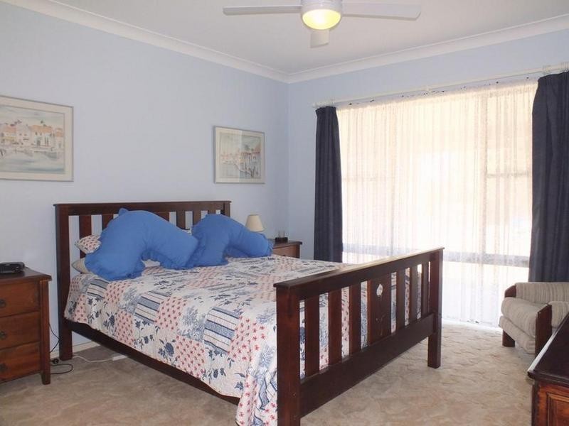 10 Lewis Drive, Medowie NSW 2318