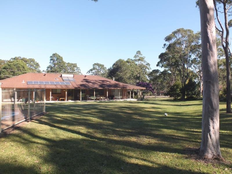 10 Lewis Drive, Medowie NSW 2318