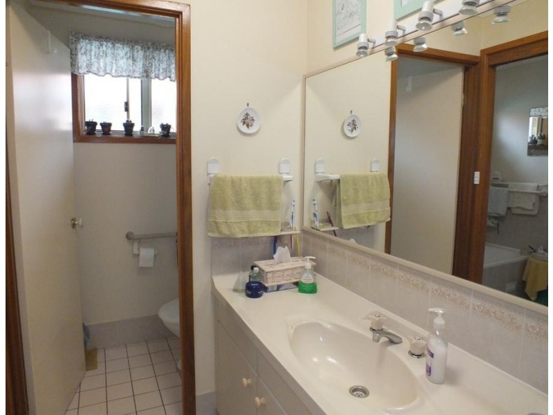 13 Redman Road, Medowie NSW 2318