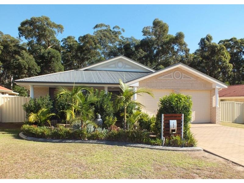 28 Tallowood Drive, Medowie NSW 2318