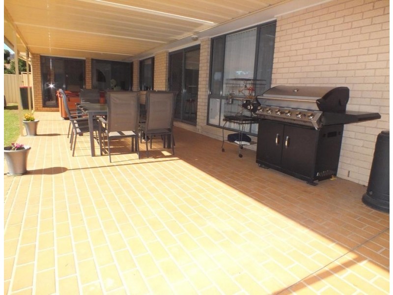 28 Tallowood Drive, Medowie NSW 2318