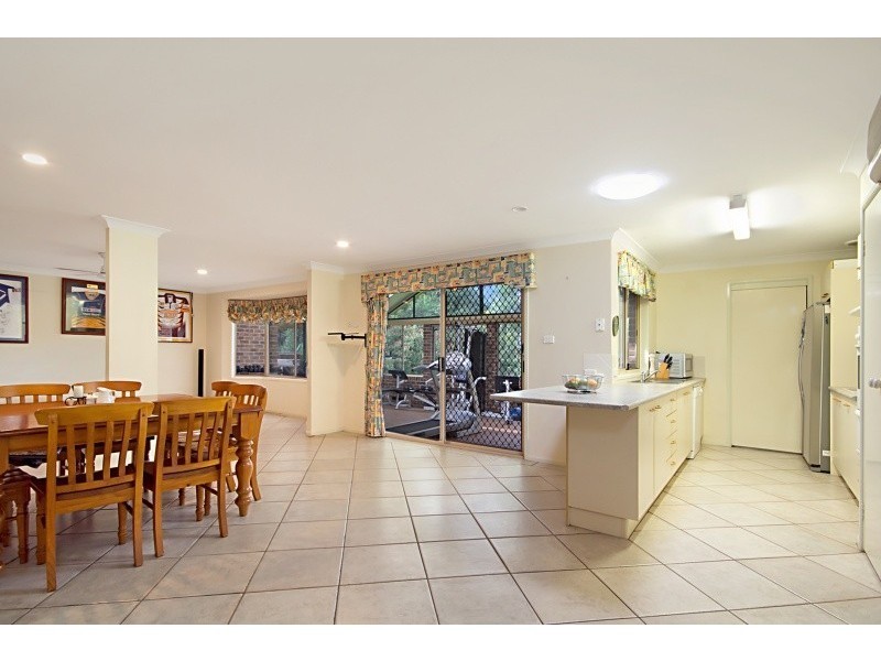 4 Hilltop Close, Medowie NSW 2318