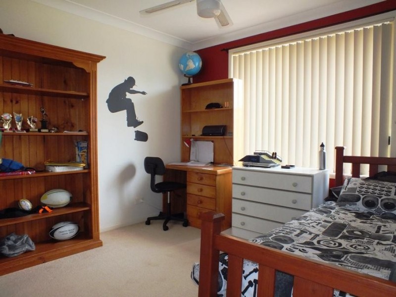 17 Grevillea Drive, Medowie NSW 2318
