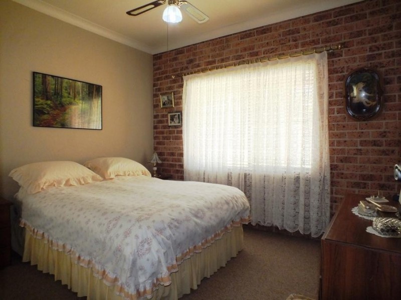 62 Chris Avenue, Salt Ash NSW 2318
